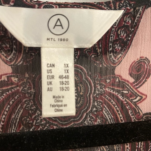 Semi transparent sleeveless work shirt - Picture 3 of 4